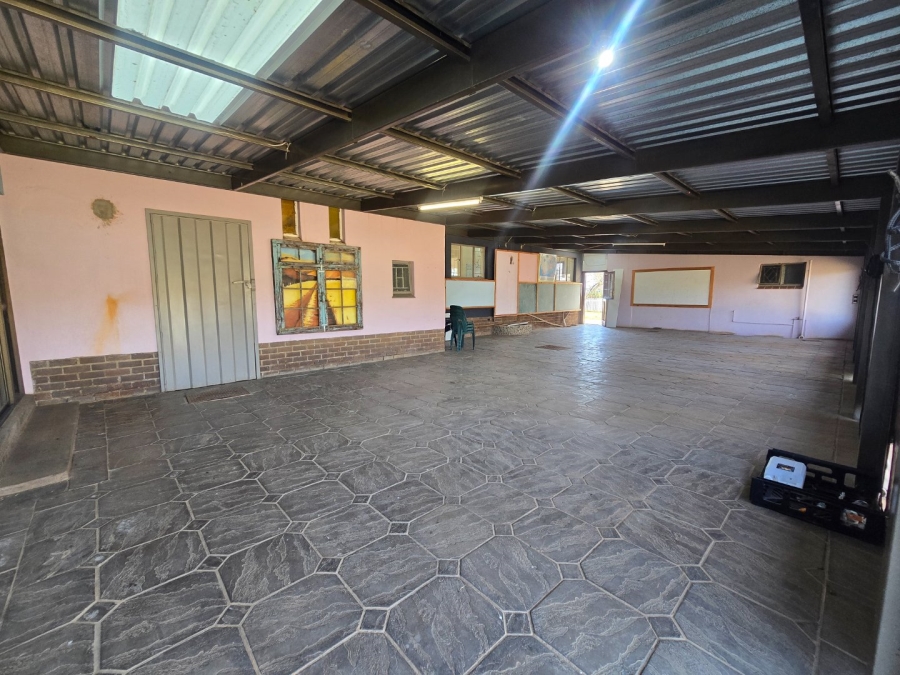 14 Bedroom Property for Sale in Rayton Free State